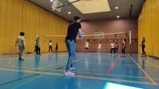 Imatge taller vòlei programa entre joves